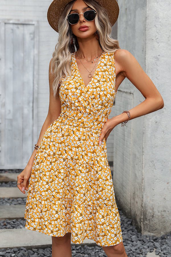 V Neck Floral Print Tie Waist Dress - Image 4