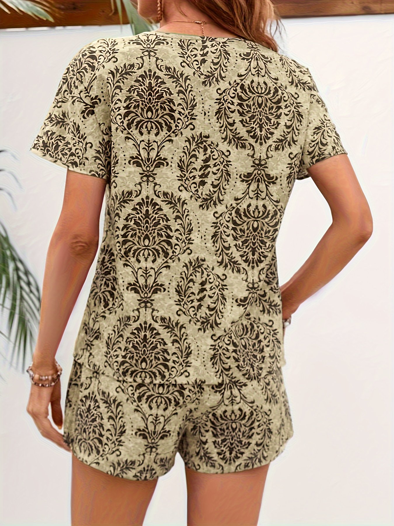 Casual Allover Print Two-piece Set, Short Sleeve V Neck Top & Shorts Outfits, Women??s Clothing - Image 4