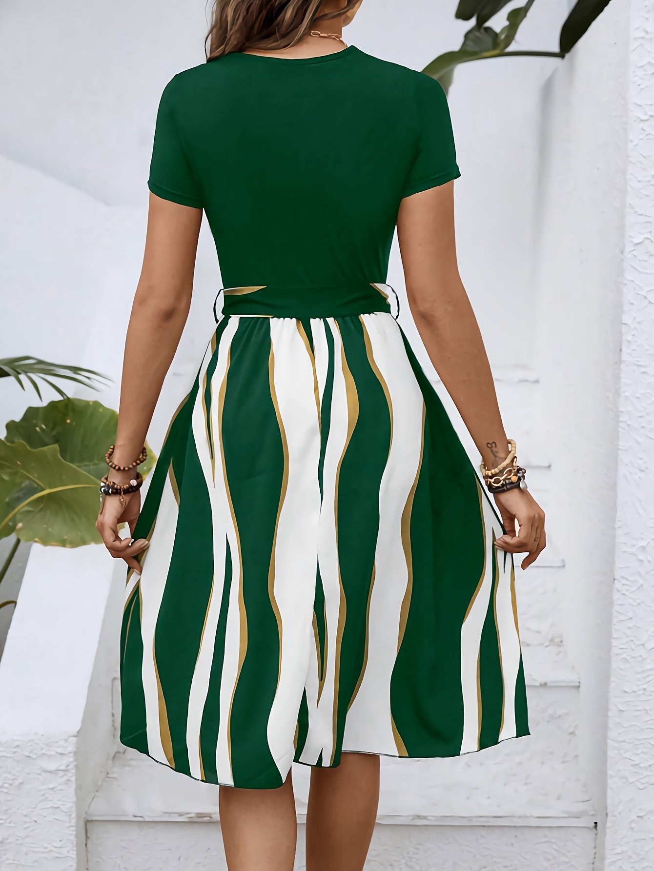 Striped Crew Neck Dress, Elegant Short Sleeve Belted A-line Dress For Spring & Summer, Women??s Clothing - Image 5
