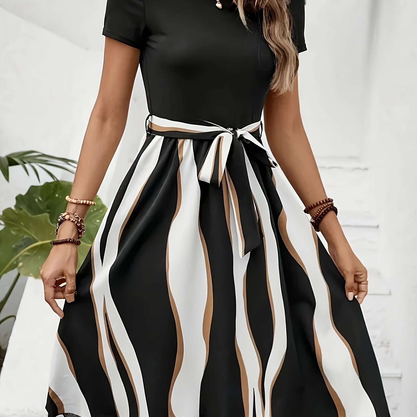 Striped Crew Neck Dress, Elegant Short Sleeve Belted A-line Dress For Spring & Summer, Women??s Clothing - Image 2