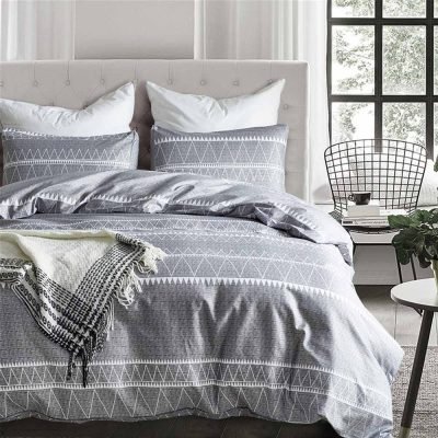 Gray 2/3-Piece Geometric Stripe Pattern Duvet Cover Set