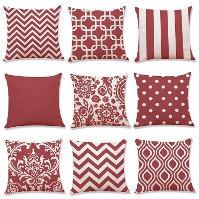 18?? Red Geometric Pattern Throw Pillow Cover